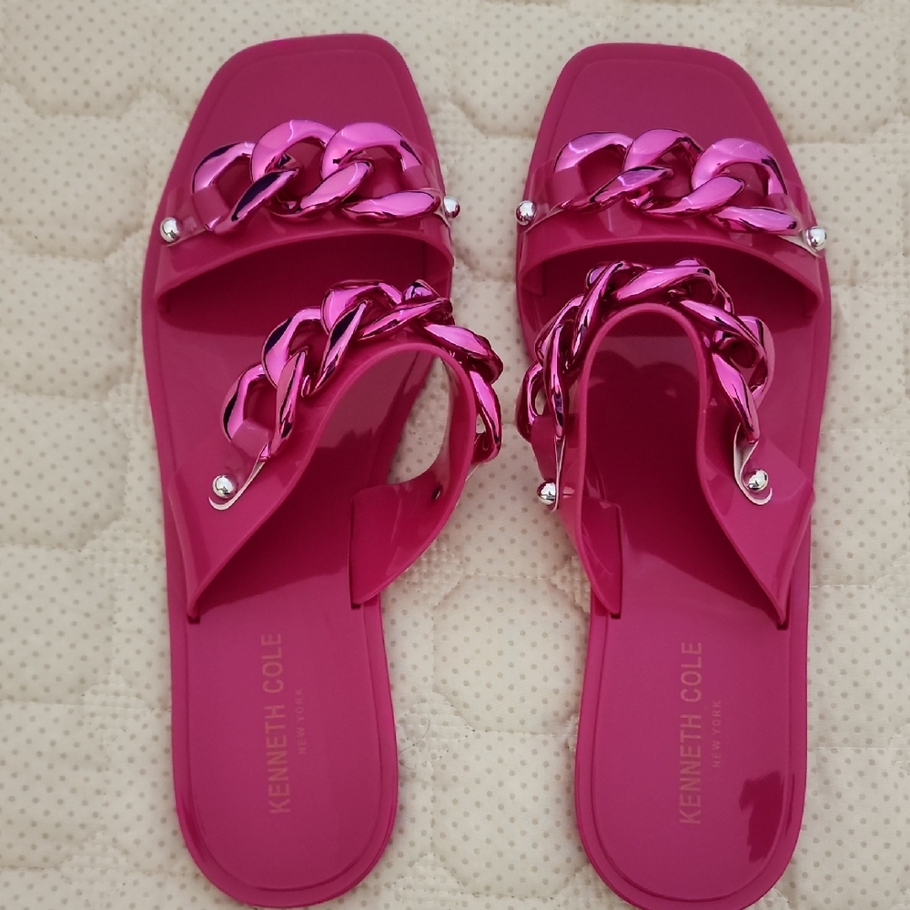 Kenneth Cole Women's Fuchsia Chain Slide Sandals